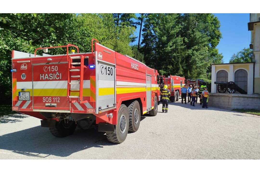 FOTO: Taktické cvičenie hasičov v kaštieli Betliar, foto 15