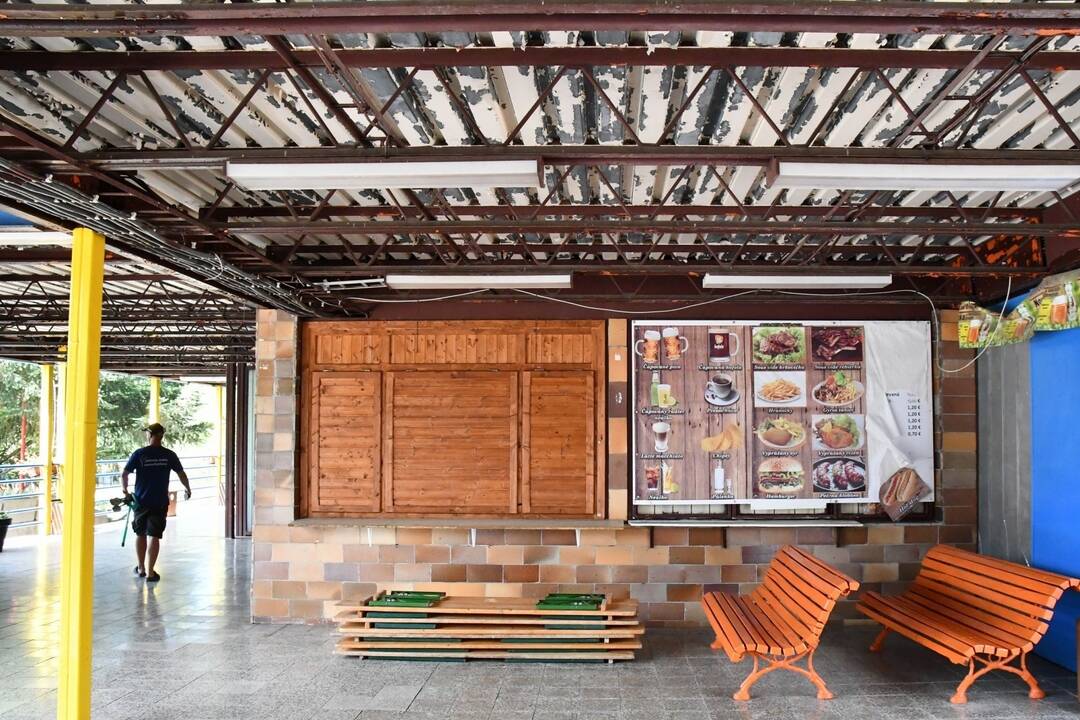 FOTO: Na kúpalisku v Rožňave sa nielen osviežite, ale si aj zašportujete, foto 14