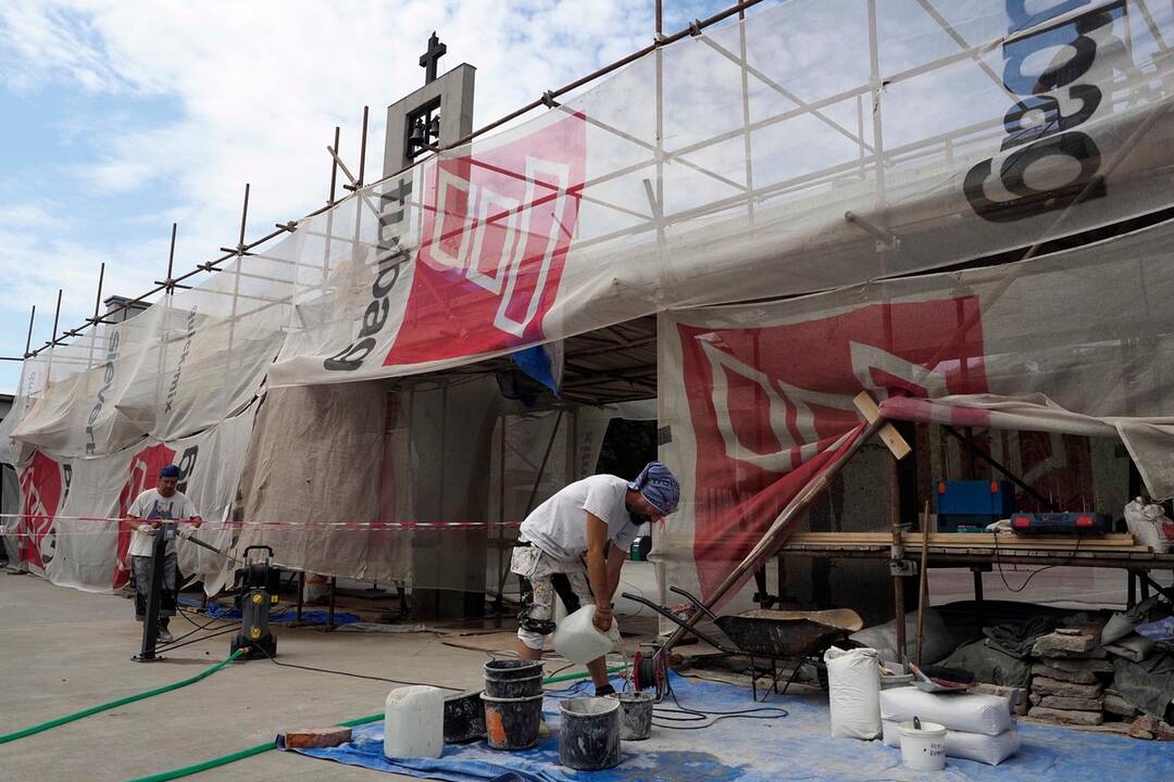 FOTO: Stavebné práce na portáloch na Verejnom cintoríne, foto 5