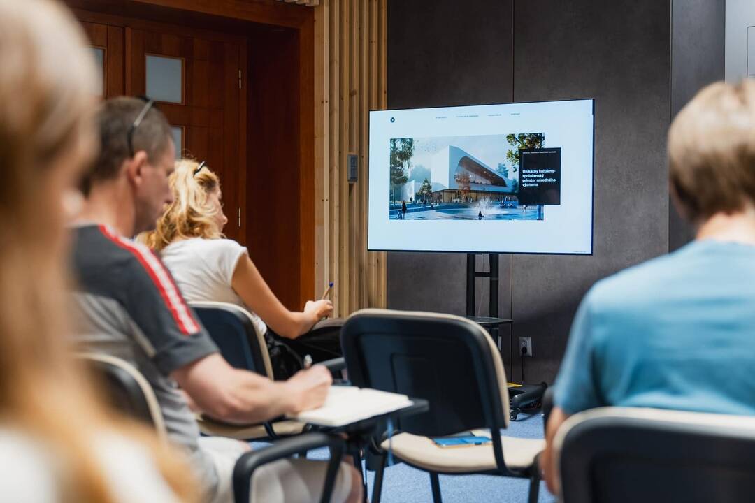 FOTO: KSK vyhlásilo architektonickú súťaž. Ako by mohlo vyzerať nové Centrum tradičnej kultúry?, foto 24