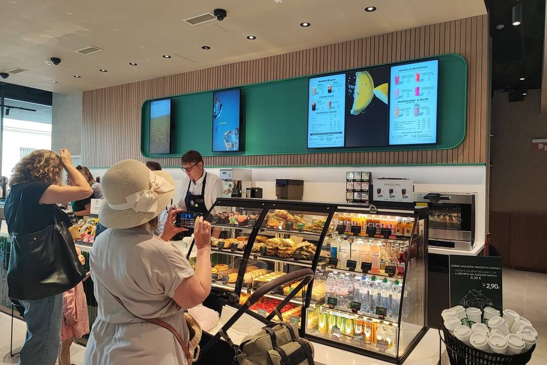 FOTO: Novootvorená kavireň Starbucks v Košiciach, foto 2