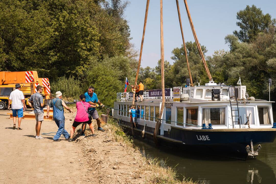 FOTO: Výletná loď Labe sa dostala do cieľa. Prebádajte na jej palube Zemplínsku Šíravu, foto 12