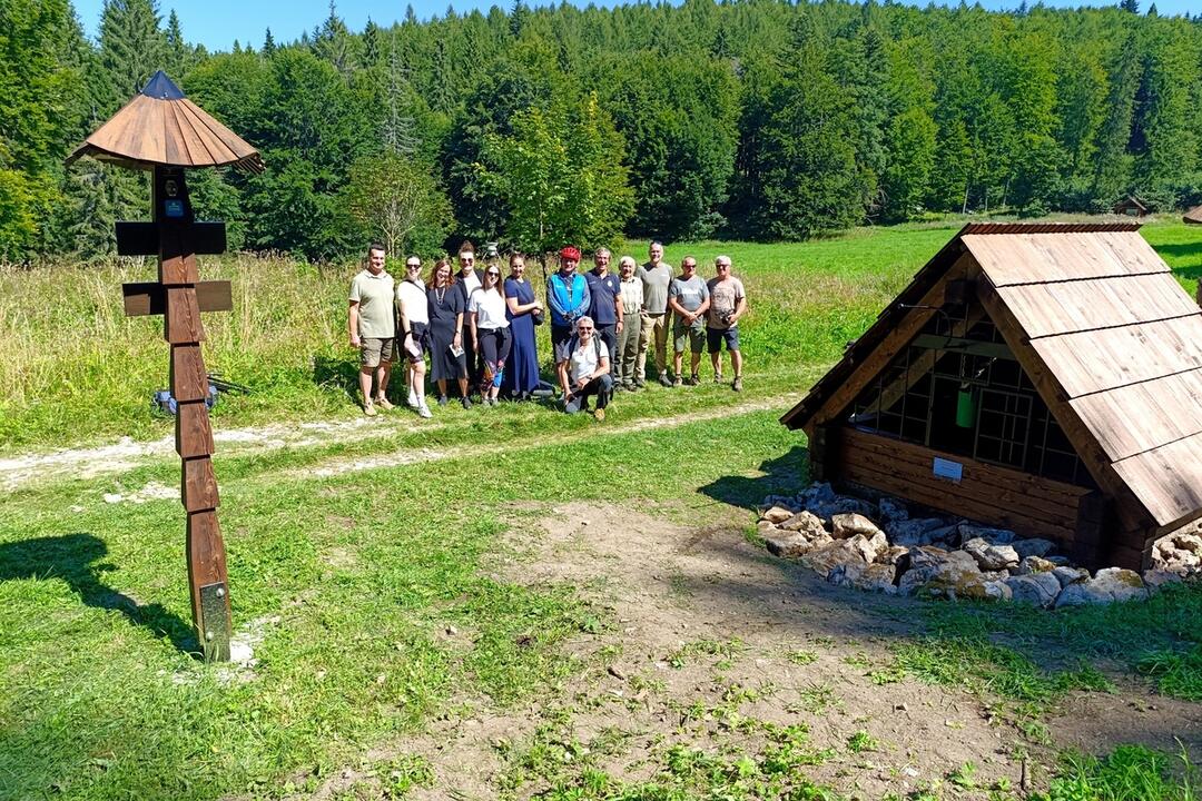 FOTO: V Slovenskom raji zrekonštruovali vzácnu historickú studňu, foto 1