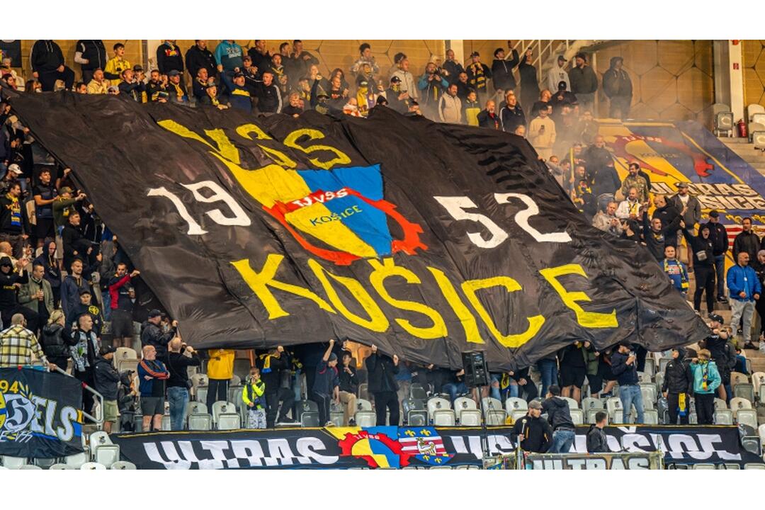 FOTO: Košickú futbalovú arénu zaplnili farby Košíc a Trnavy. Atmosféru dotváralo vyše 5-tisíc divákov, foto 11