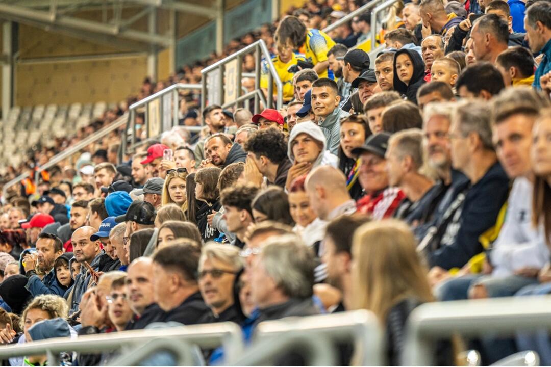 FOTO: Košickú futbalovú arénu zaplnili farby Košíc a Trnavy. Atmosféru dotváralo vyše 5-tisíc divákov, foto 12