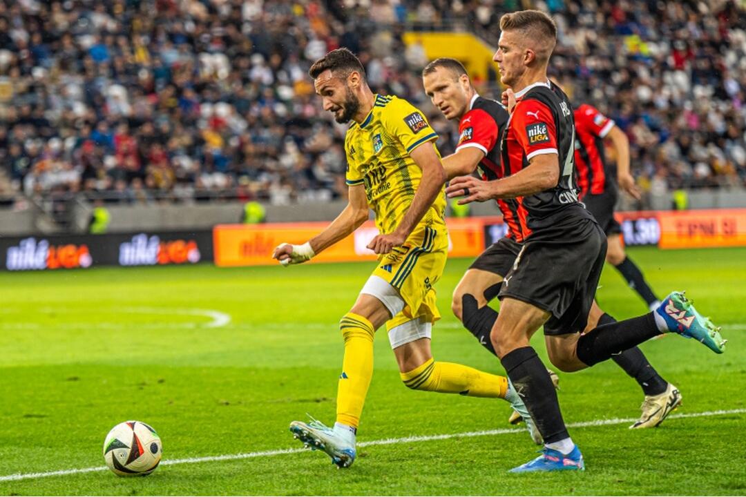 FOTO: Košickú futbalovú arénu zaplnili farby Košíc a Trnavy. Atmosféru dotváralo vyše 5-tisíc divákov, foto 21