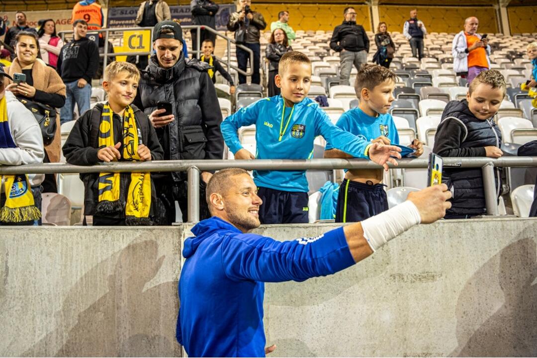 FOTO: Košickú futbalovú arénu zaplnili farby Košíc a Trnavy. Atmosféru dotváralo vyše 5-tisíc divákov, foto 27