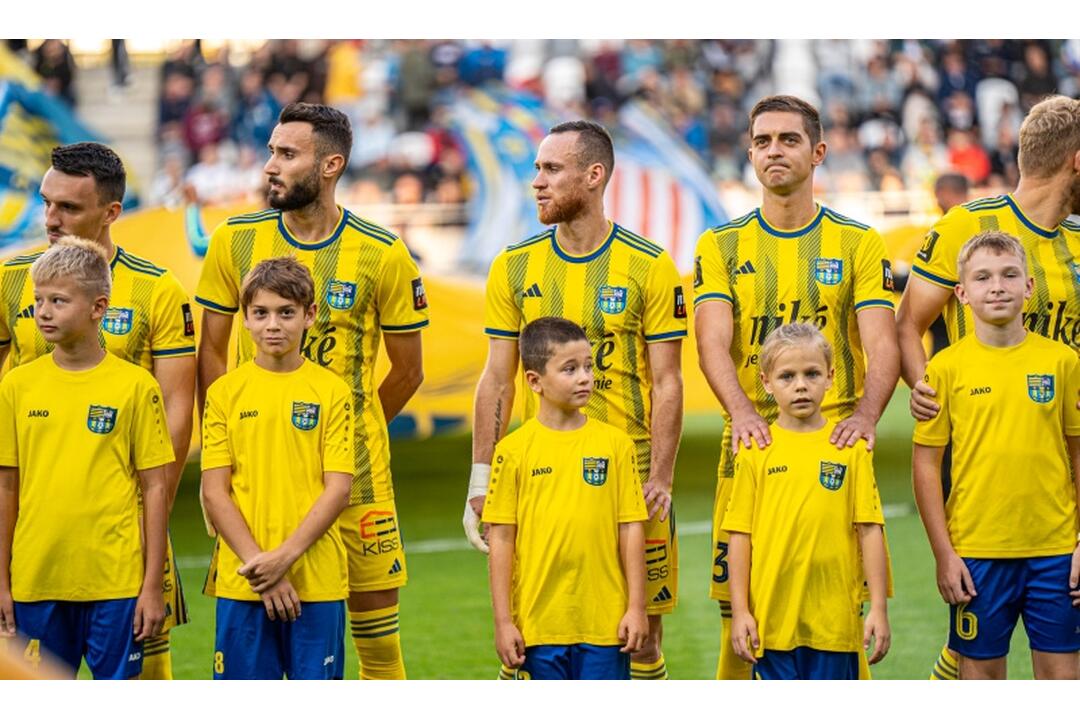 FOTO: Košickú futbalovú arénu zaplnili farby Košíc a Trnavy. Atmosféru dotváralo vyše 5-tisíc divákov, foto 43