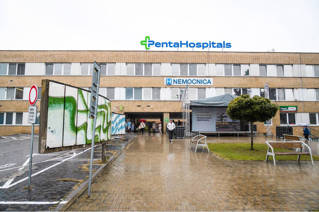 FOTO: Slávnostné začatie výstavby nového nemocničného pavilónu v Spišskej Novej Vsi, foto 17