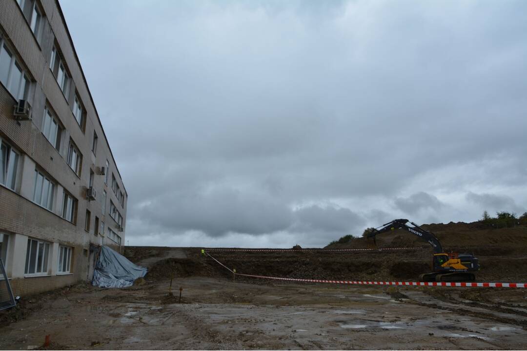FOTO: Slávnostné začatie výstavby nového nemocničného pavilónu v Spišskej Novej Vsi, foto 11