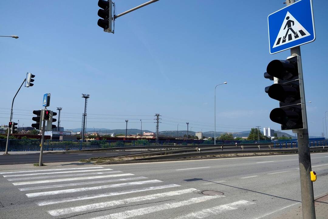 FOTO: Nové svetelné zariadenie na Južnom nábreží, foto 3