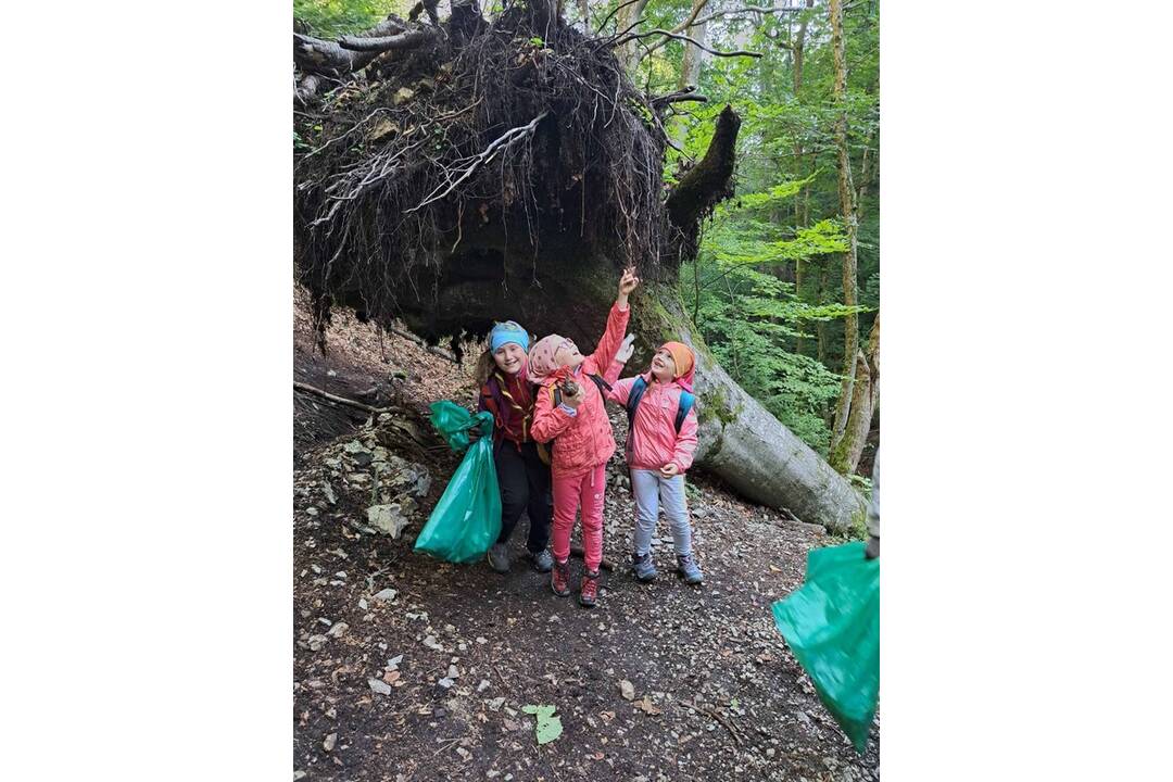 FOTO: Skauti sa pustili do čistenia Slovenského raja, foto 4