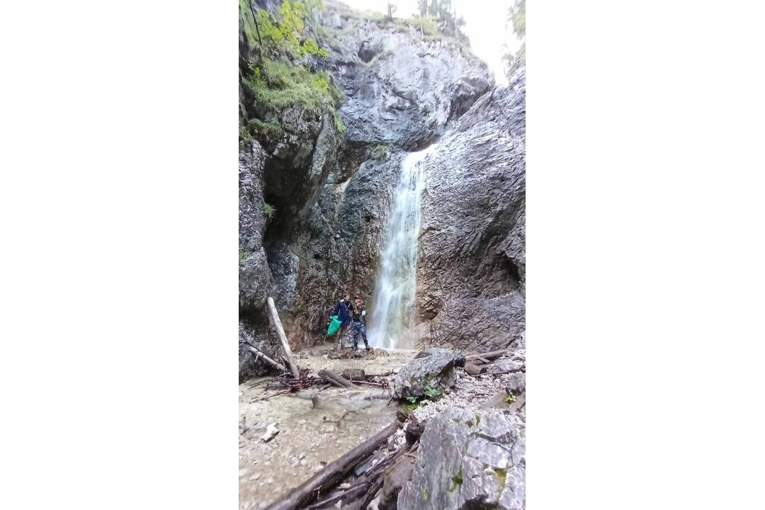 FOTO: Skauti sa pustili do čistenia Slovenského raja, foto 24