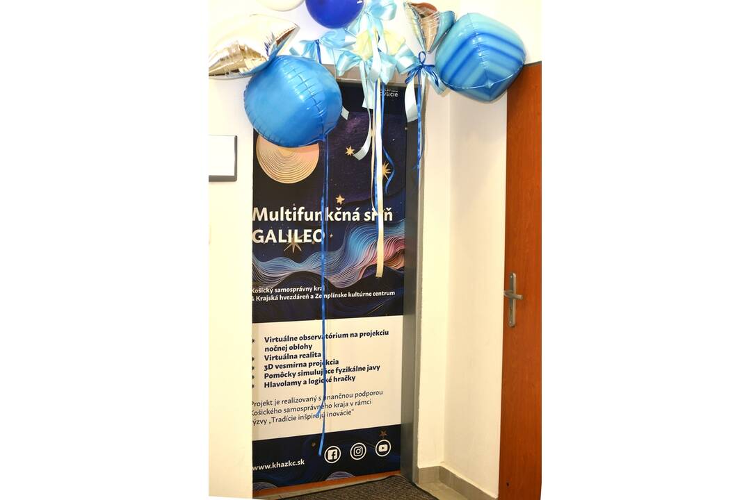 FOTO: V Krajskej hvezdárni v Michalovciach otvorili novú multifunkčnú sieň Galileo, foto 3