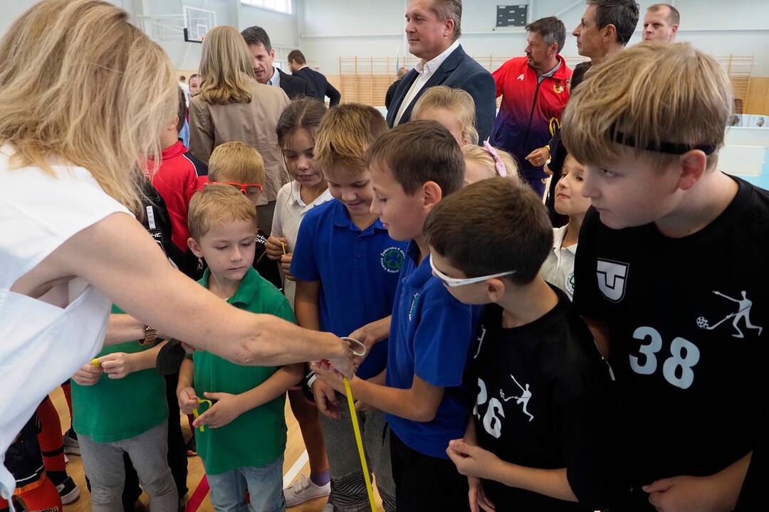 FOTO: Nová športová hala v Ťahanovciach teší mladých športovcov, foto 10