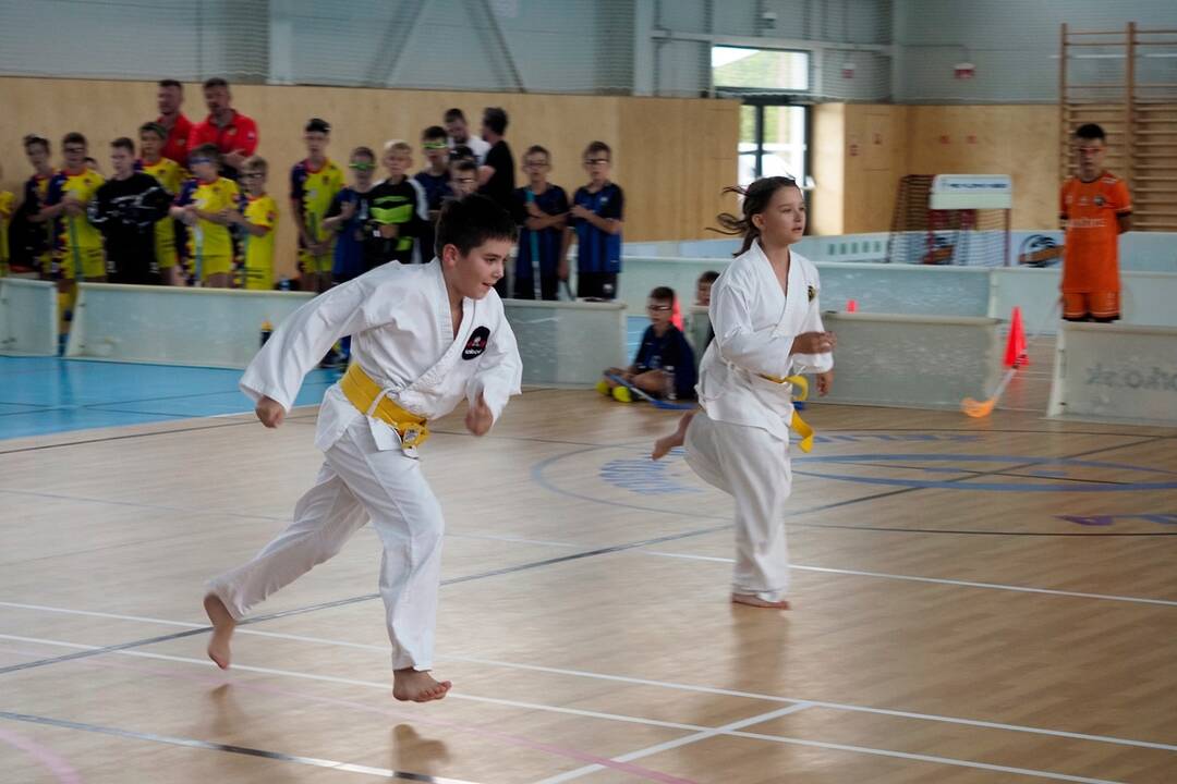 FOTO: Nová športová hala v Ťahanovciach teší mladých športovcov, foto 19