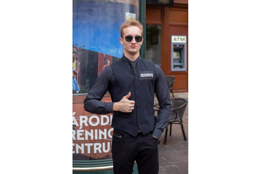 FOTO: Košickí študenti premenili Hlavnú ulicu na španielsku La Ramblu, foto 45