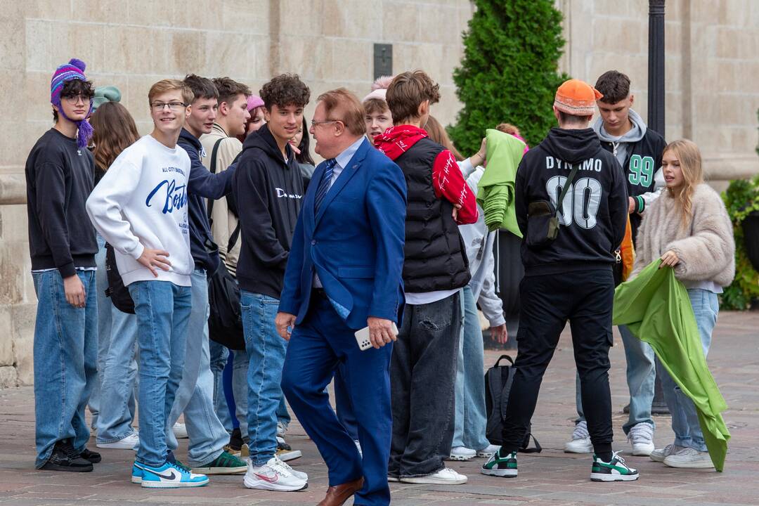 FOTO: Košickí študenti premenili Hlavnú ulicu na španielsku La Ramblu, foto 53