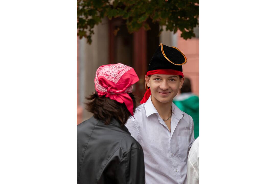 FOTO: Košickí študenti premenili Hlavnú ulicu na španielsku La Ramblu, foto 55