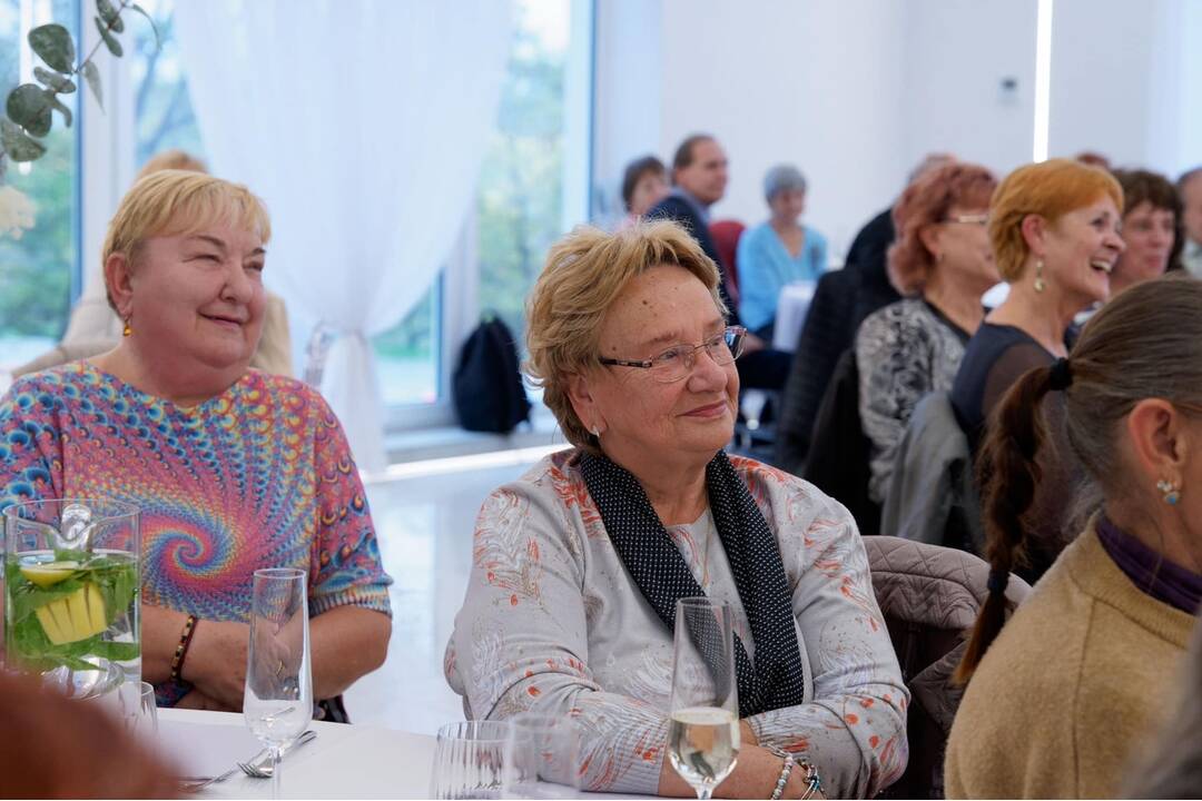 FOTO: Košických seniorov roztancovala Eva Máziková, foto 21