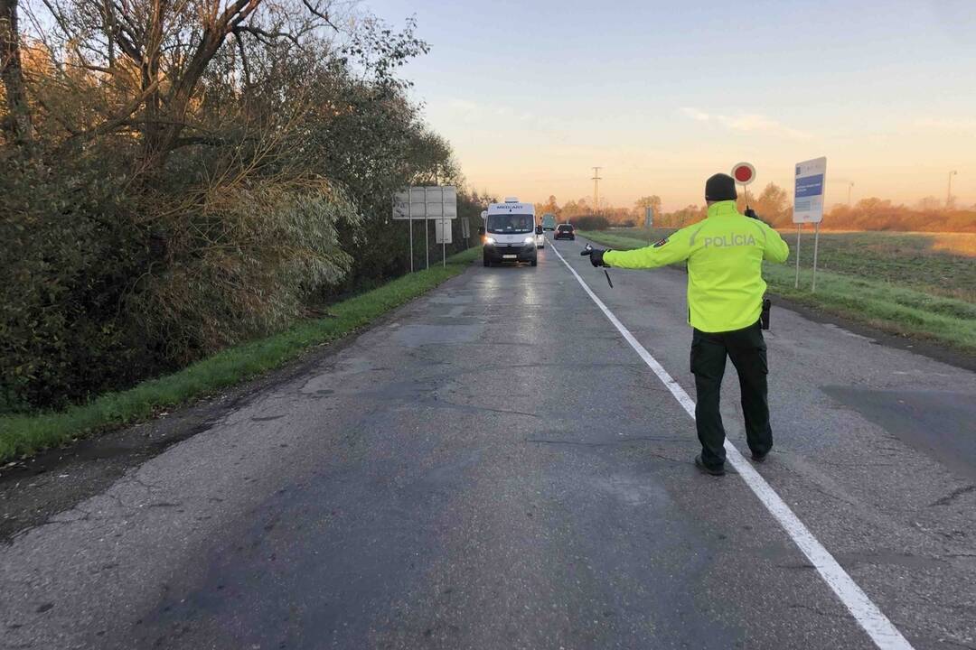 FOTO: Polícia opäť obsadila cesty v Košickom kraji, posvietili si na opitých vodičov, foto 2