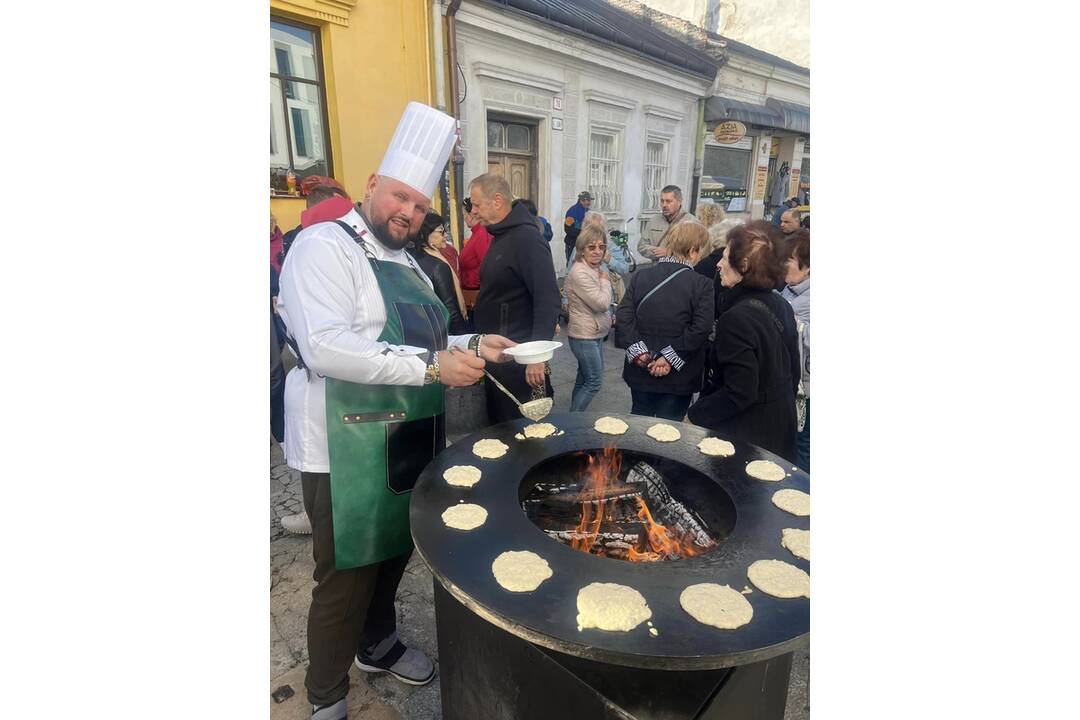 FOTO: Kapustobranie na Starom pľaci potešilo chuťové poháriky Košičanov, foto 12