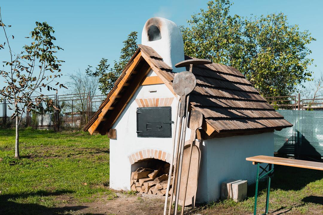 FOTO: V Pavlovciach ožíva slovensko-americké dedičstvo. Záhrada rozpráva príbehy našich predkov, foto 15