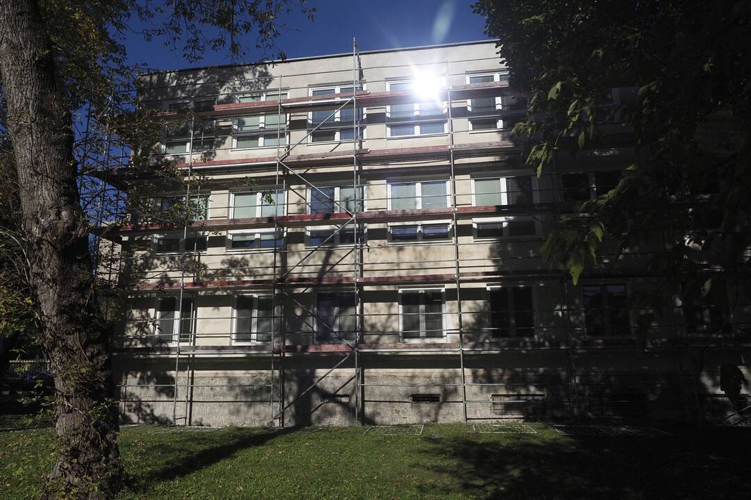 FOTO: Košice investujú do škôlok: Opravy budov a nové ihriská pre deti, foto 1