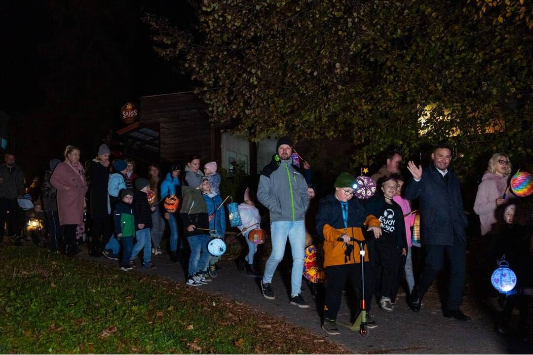 FOTO: Lampiónový sprievod ulicami Gelnice, foto 9