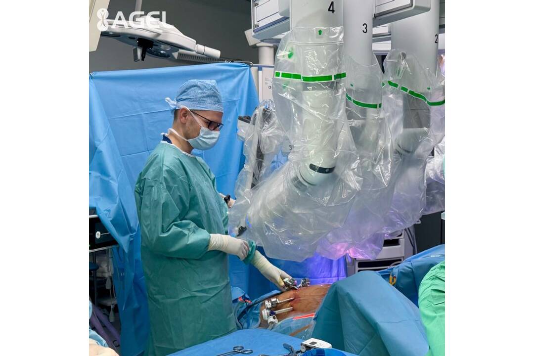 FOTO: Prvé robotické odstránenie prostaty na východnom Slovensku prebehlo v Košiciach, foto 5