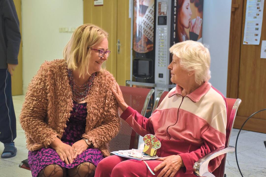 FOTO: Listy od detí z rôznych kútov Slovenska potešili košických seniorov, foto 22