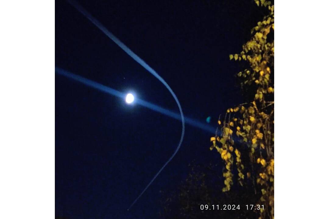 Ťahanovčania spozorovali zaujímavý úkaz nad sídliskom, foto 2