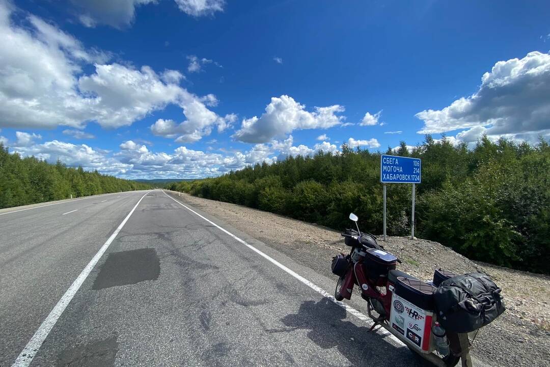 Slovenský cestovateľ Ján Drinka precestoval svet za 17 mesiacov na motorke, foto 16