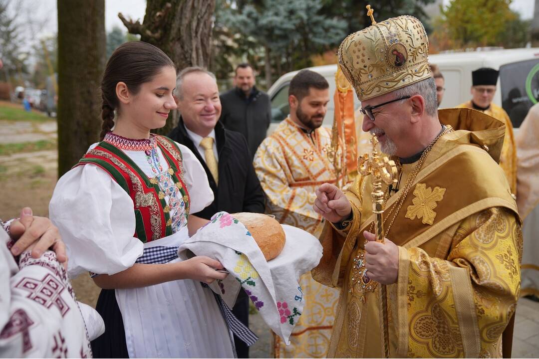 Gréckokatolícki veriaci premenili starú tepláreň na chrám, foto 1