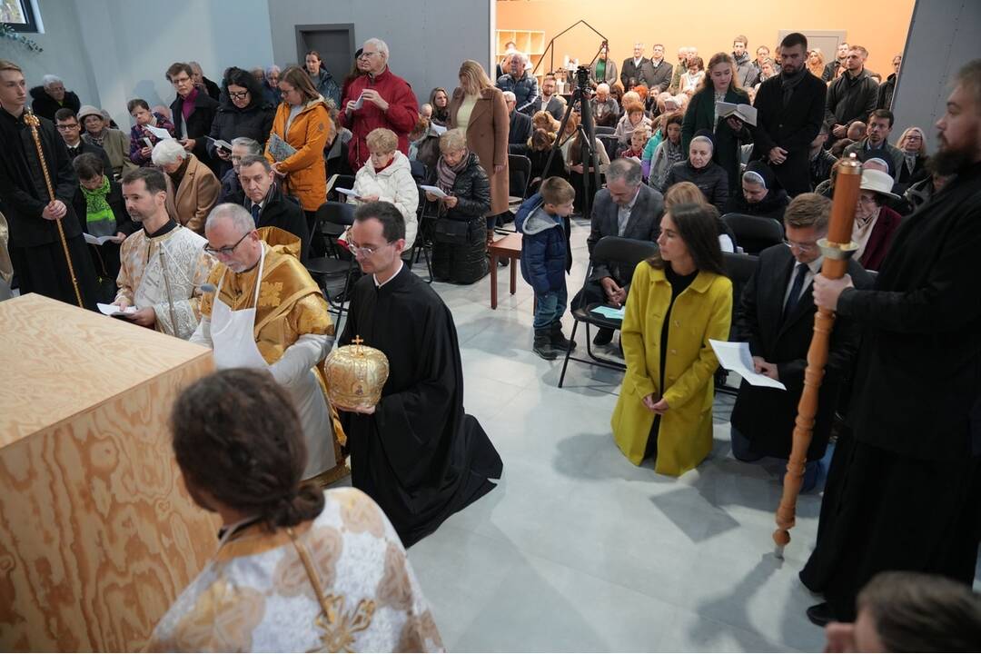 Gréckokatolícki veriaci premenili starú tepláreň na chrám, foto 3