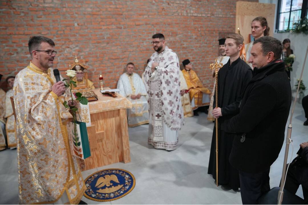 Gréckokatolícki veriaci premenili starú tepláreň na chrám, foto 7