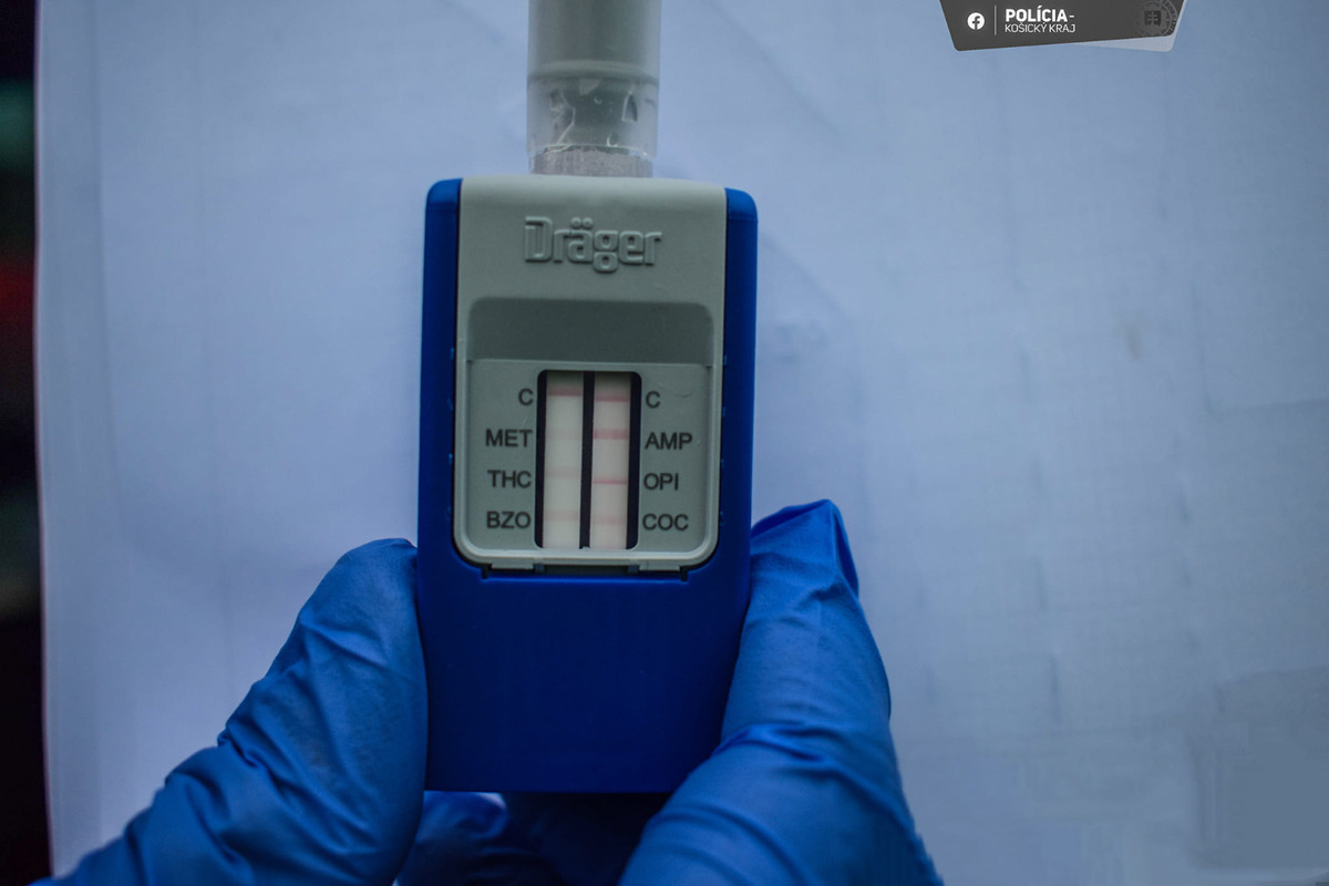 Nehoda sa stala pri michalovských kasárňach na Užhorodskej ulici, foto 1