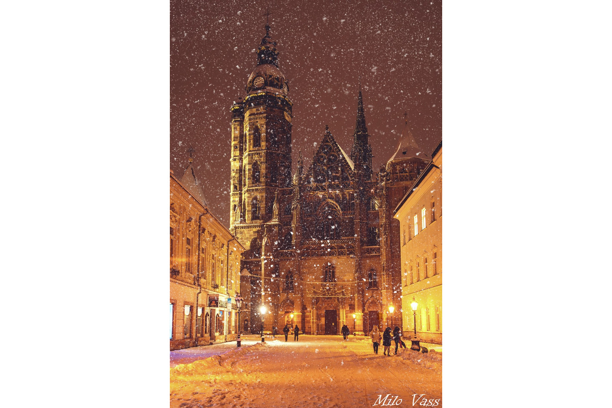 FOTO: Košice sa pod snehovou prikrývkou menia na rozprávku, foto 5