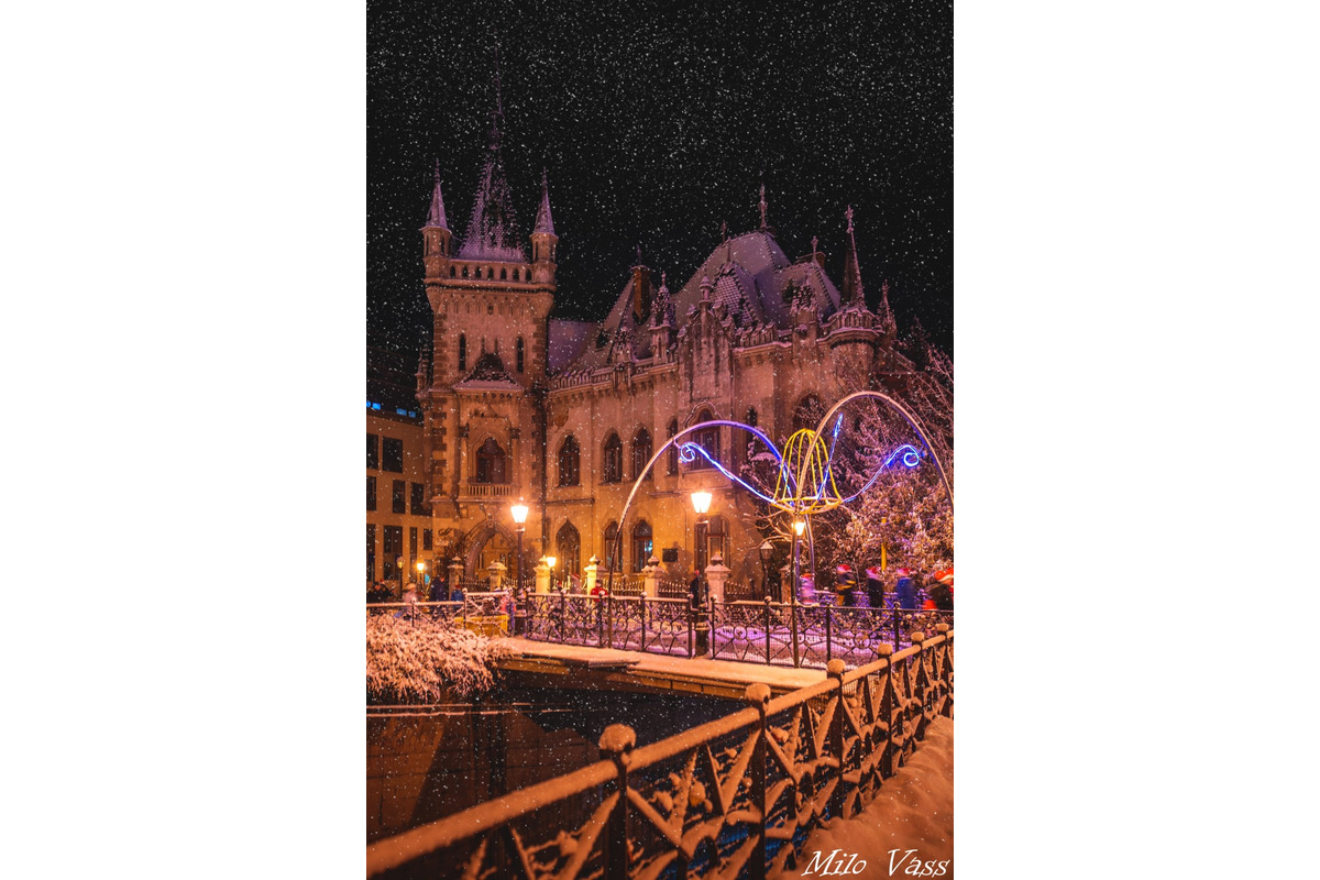 FOTO: Košice sa pod snehovou prikrývkou menia na rozprávku, foto 10