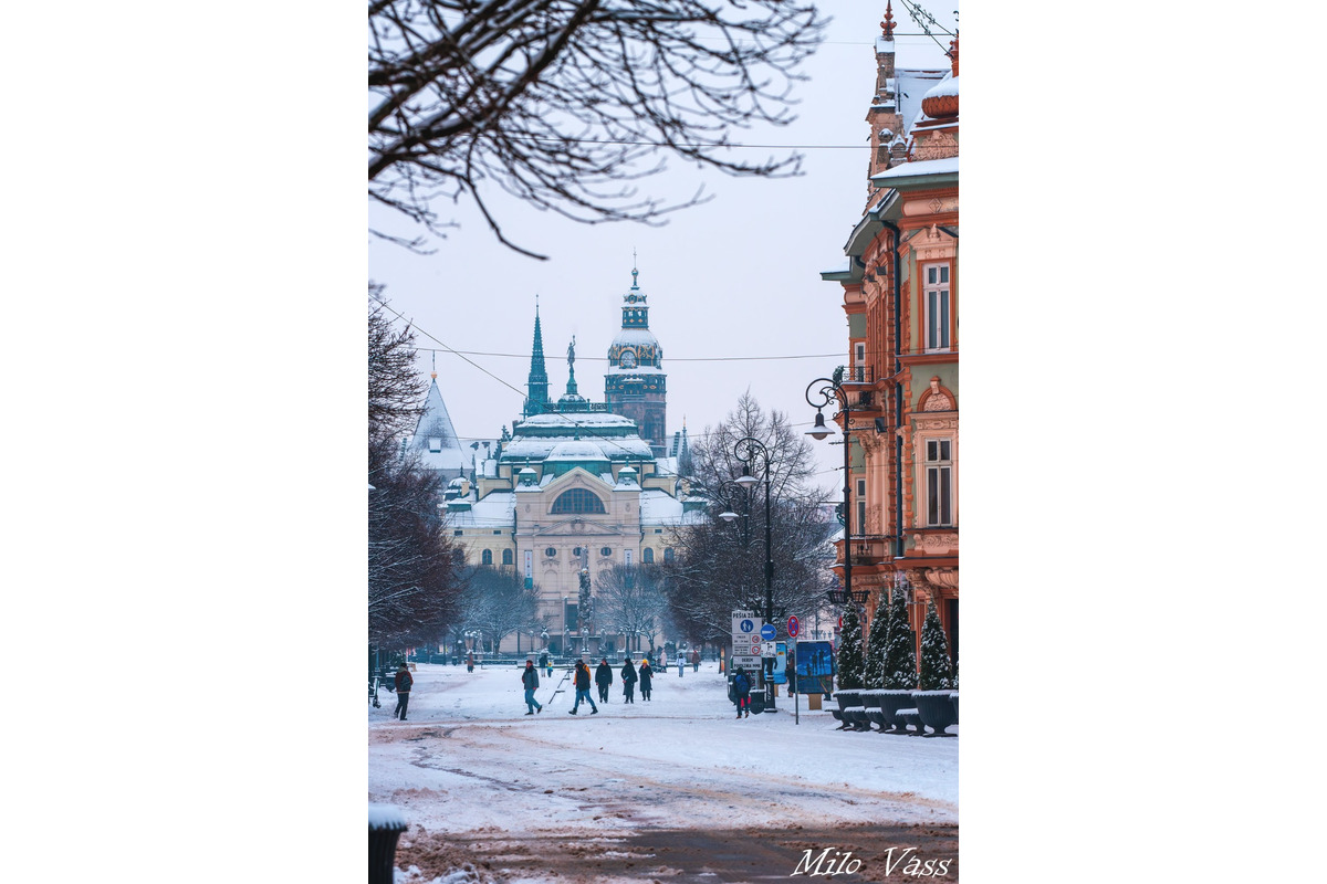 FOTO: Košice sa pod snehovou prikrývkou menia na rozprávku, foto 13