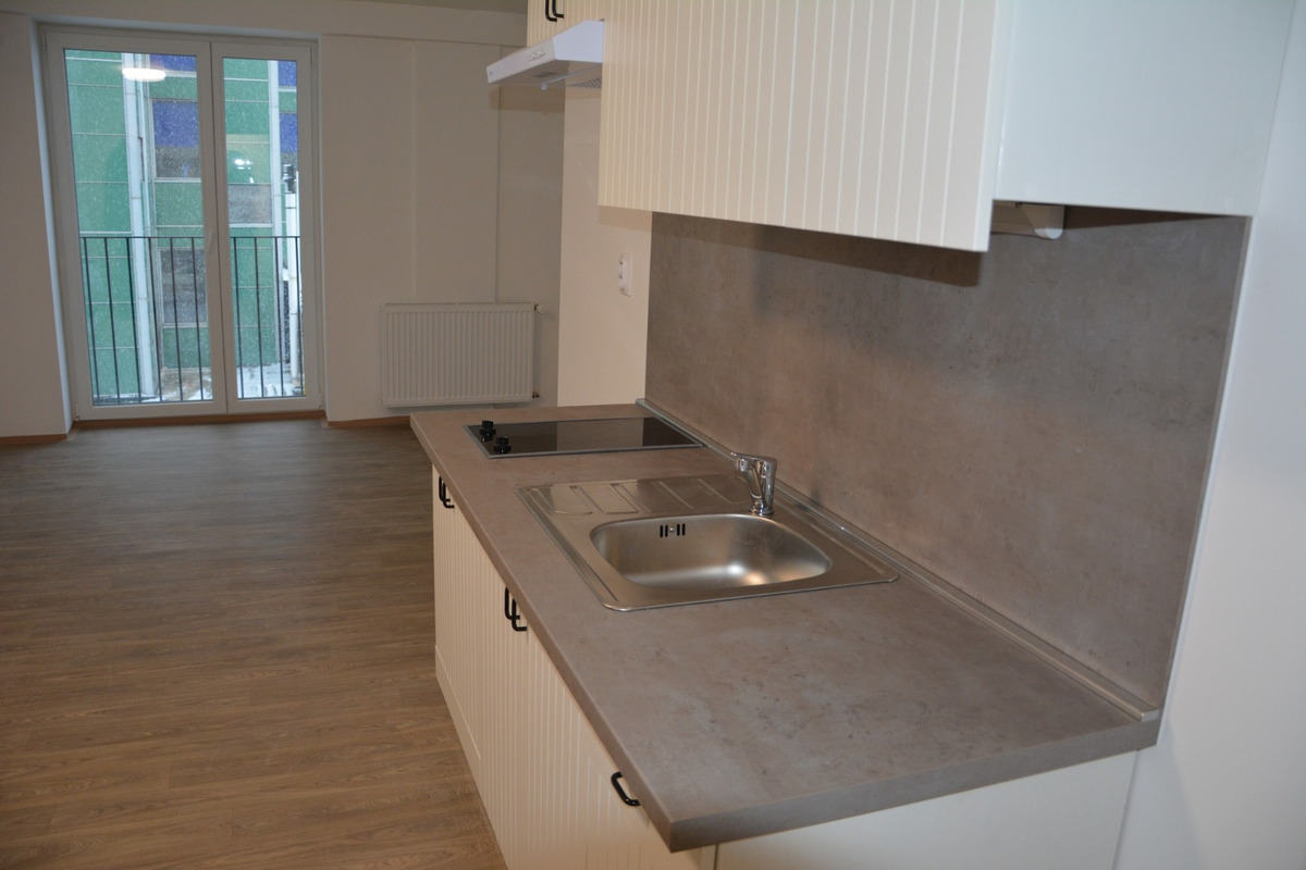 FOTO: Prestavba Hotela Šport v Spišskej Novej Vsi na nájomné bývanie, foto 7