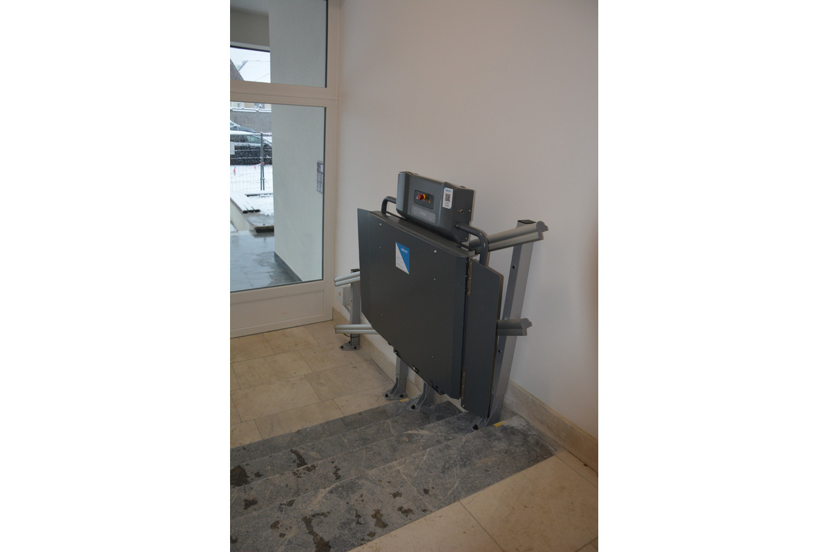 FOTO: Prestavba Hotela Šport v Spišskej Novej Vsi na nájomné bývanie, foto 8