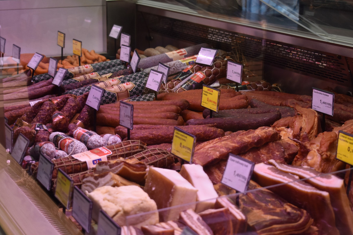 Na sídlisku Nad jazerom otvoril Tauris svoju jubilejnú pobočku, foto 10