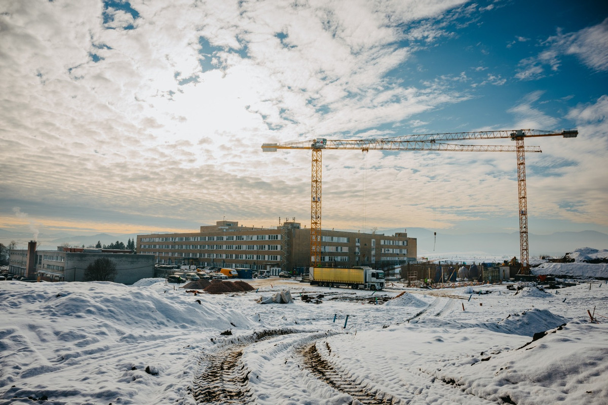 FOTO: Stavebné práce na výstavbe nového nemocničného pavilónu v Spišskej Novej Vsi, foto 22