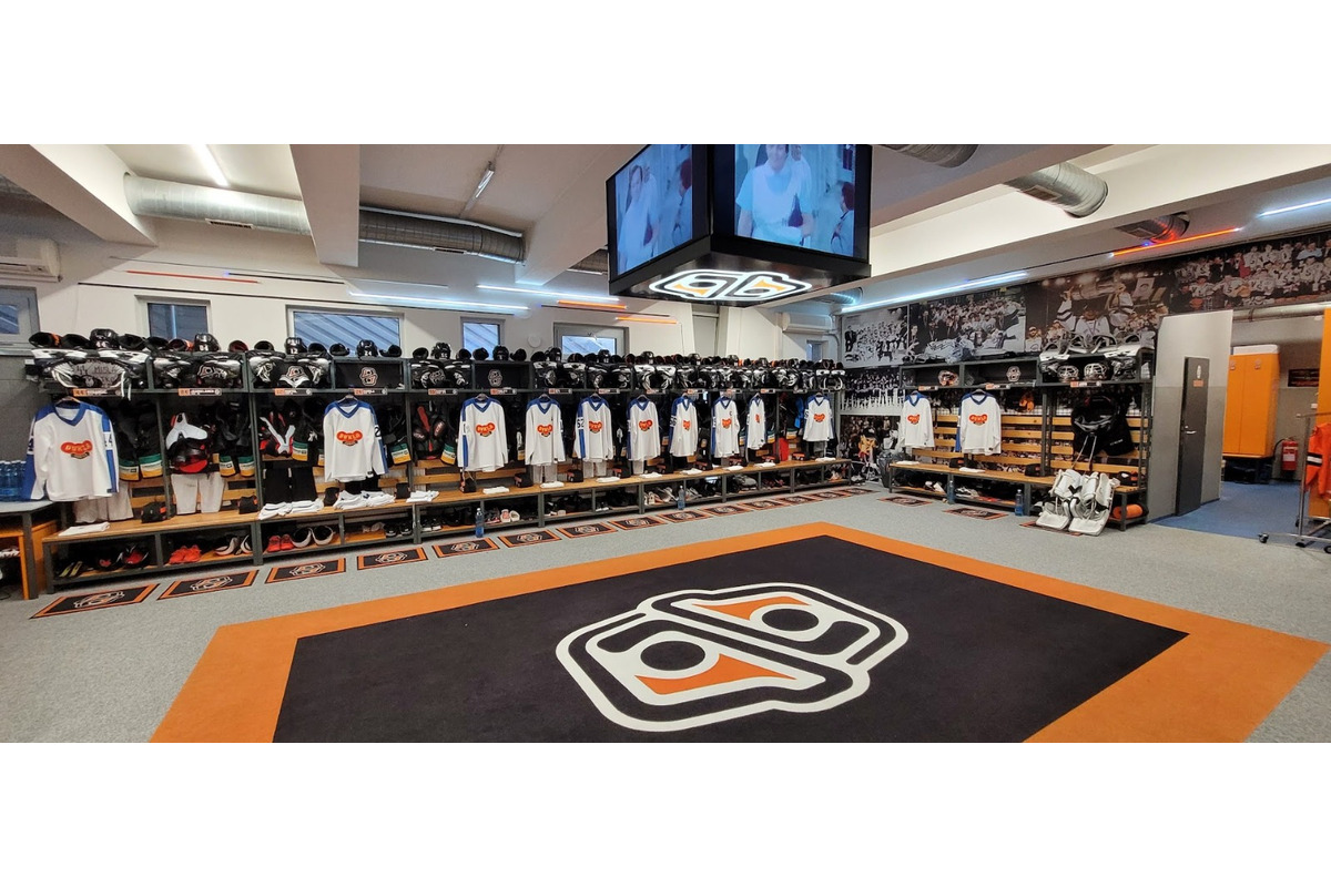 FOTO: Oceliari nastúpili na ľad v retro dresoch, šťastie im však nepriniesli, foto 6