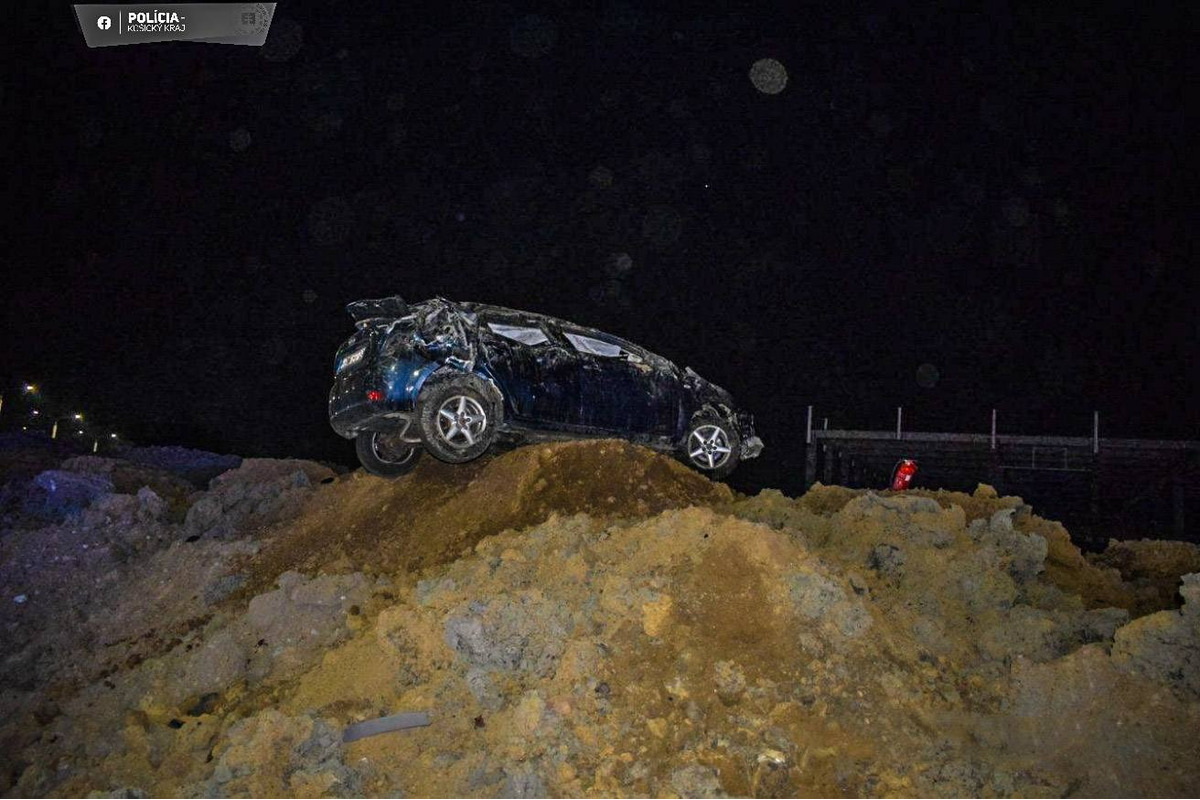 FOTO: Nehoda na Moldavskej v Košiciach, foto 8