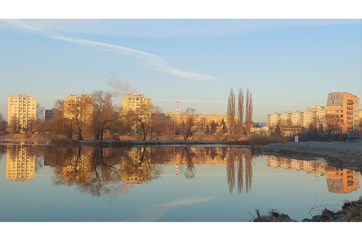 FOTO: Takto vyzerali zimné februárové dni na Jazere, počasie prialo otužilcom aj fanúšikom jari, foto 11
