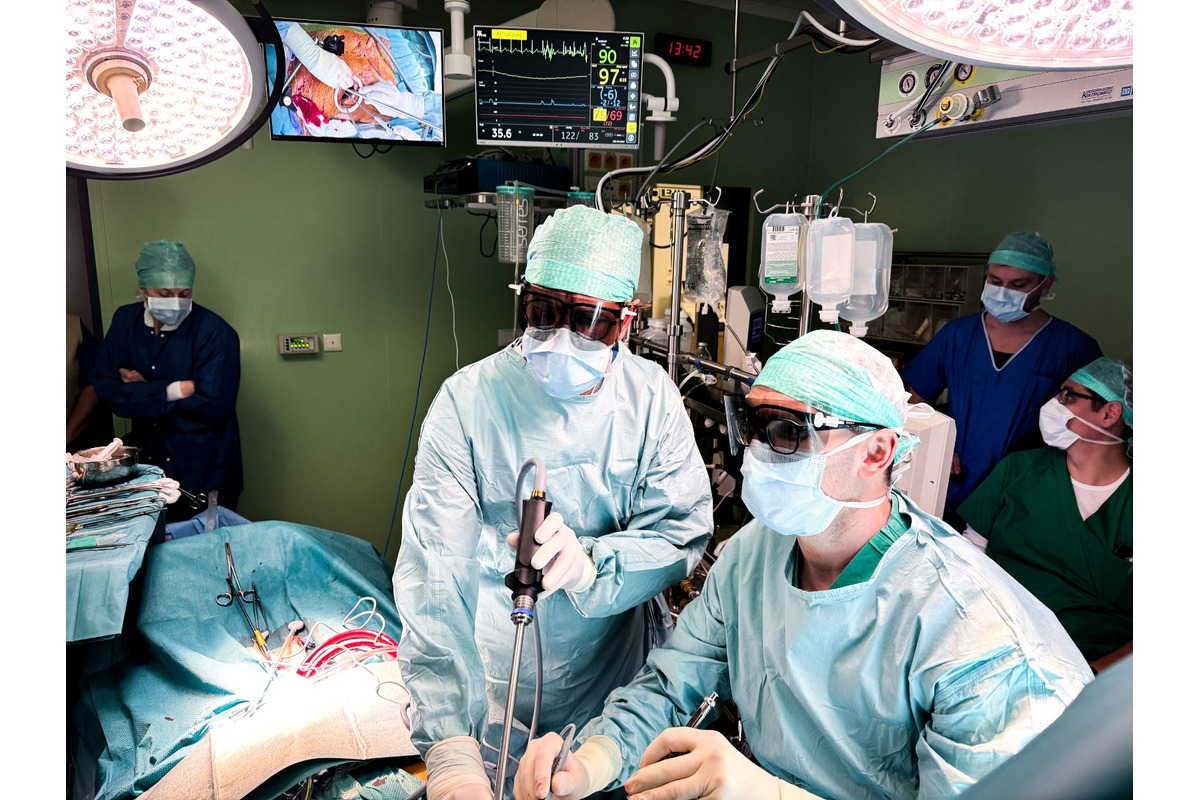 FOTO: Plne endoskopická operácia srdca sú v košickom VÚSCH, foto 3