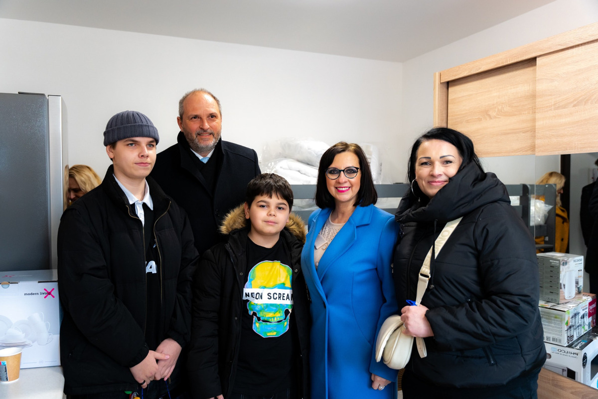 Mamička Angelika a jej synovia majú z bytu obrovskú radosť, foto 2