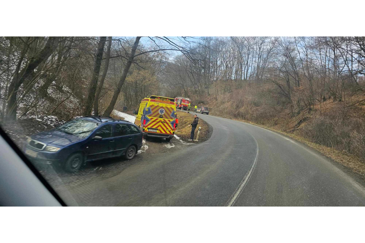 FOTO: Nehoda pri kameňolome smerom do Družstevnej pri Hornáde, foto 2